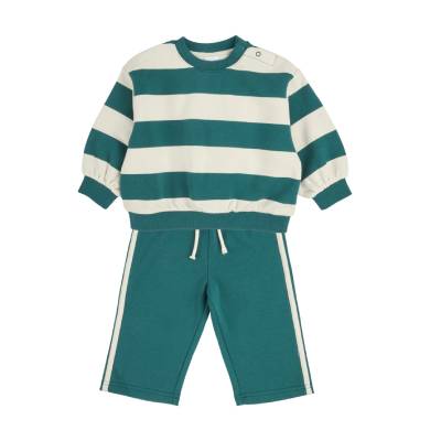 Sets & Outfits