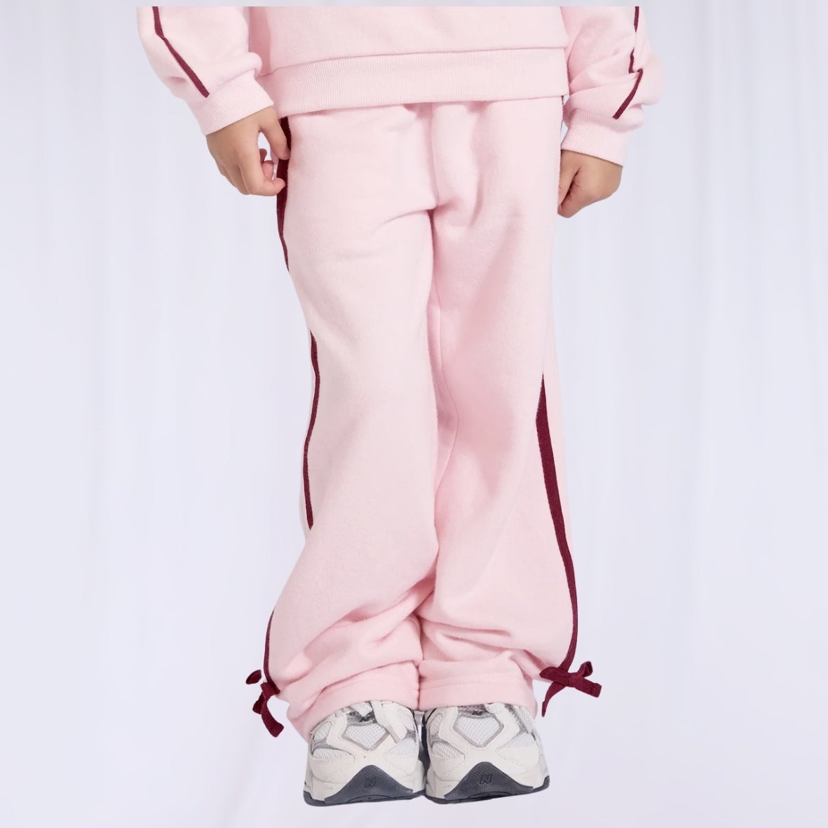Trackpants