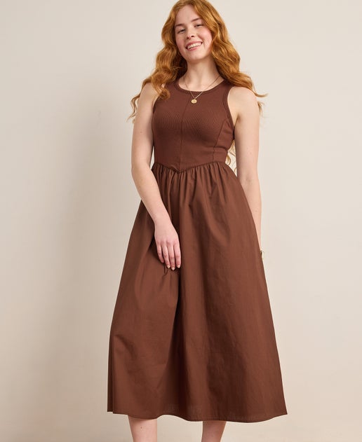 Women's Seam Detail Poplin Skirt Dress in Chocolate | Postie