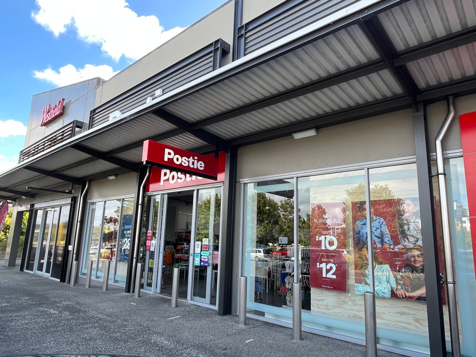 Store Albany Postie